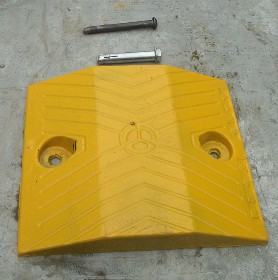 鑄鋼減速帶250 350 50